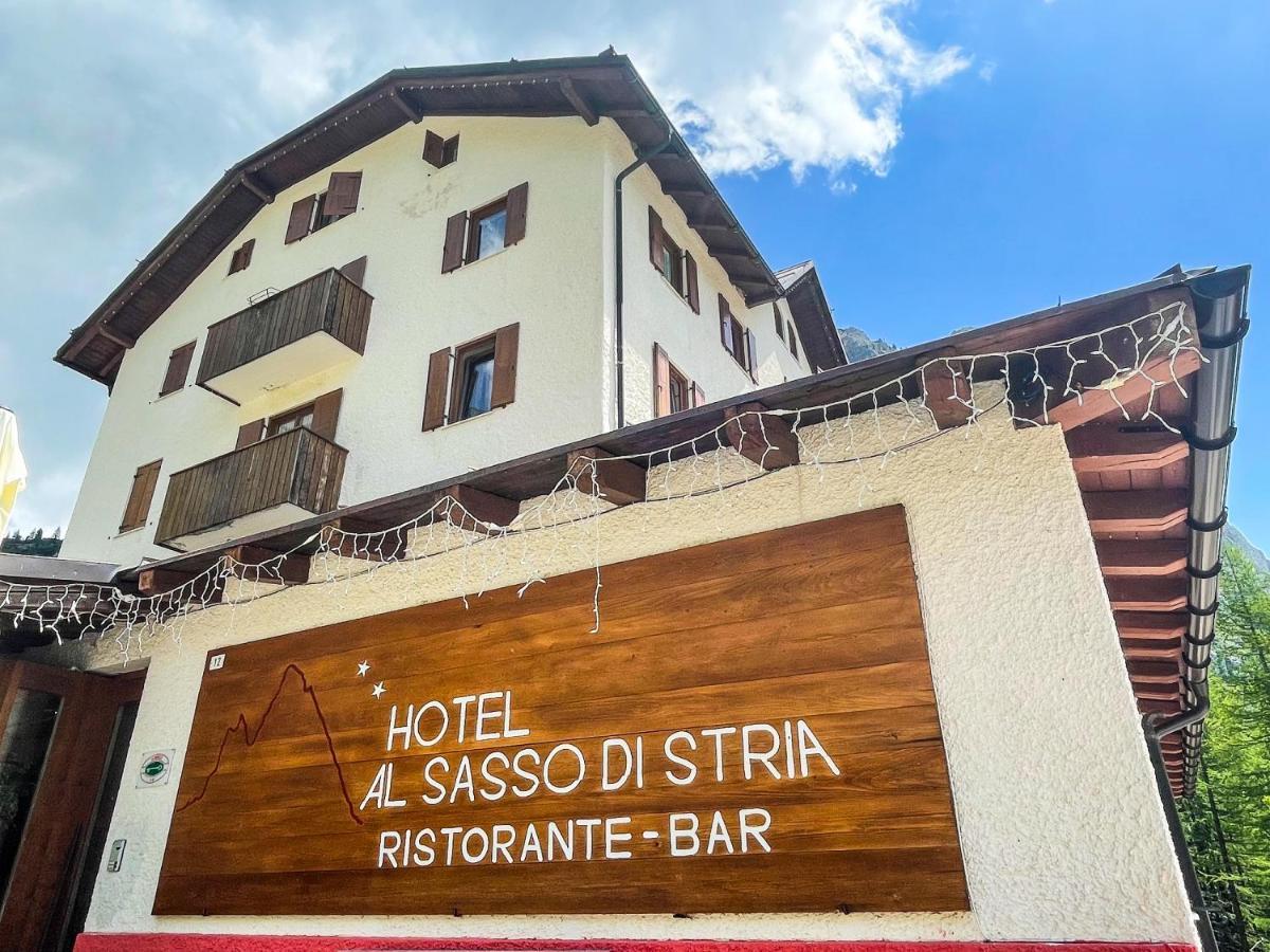 Hotel Al Sasso Di Stria Andraz ภายนอก รูปภาพ