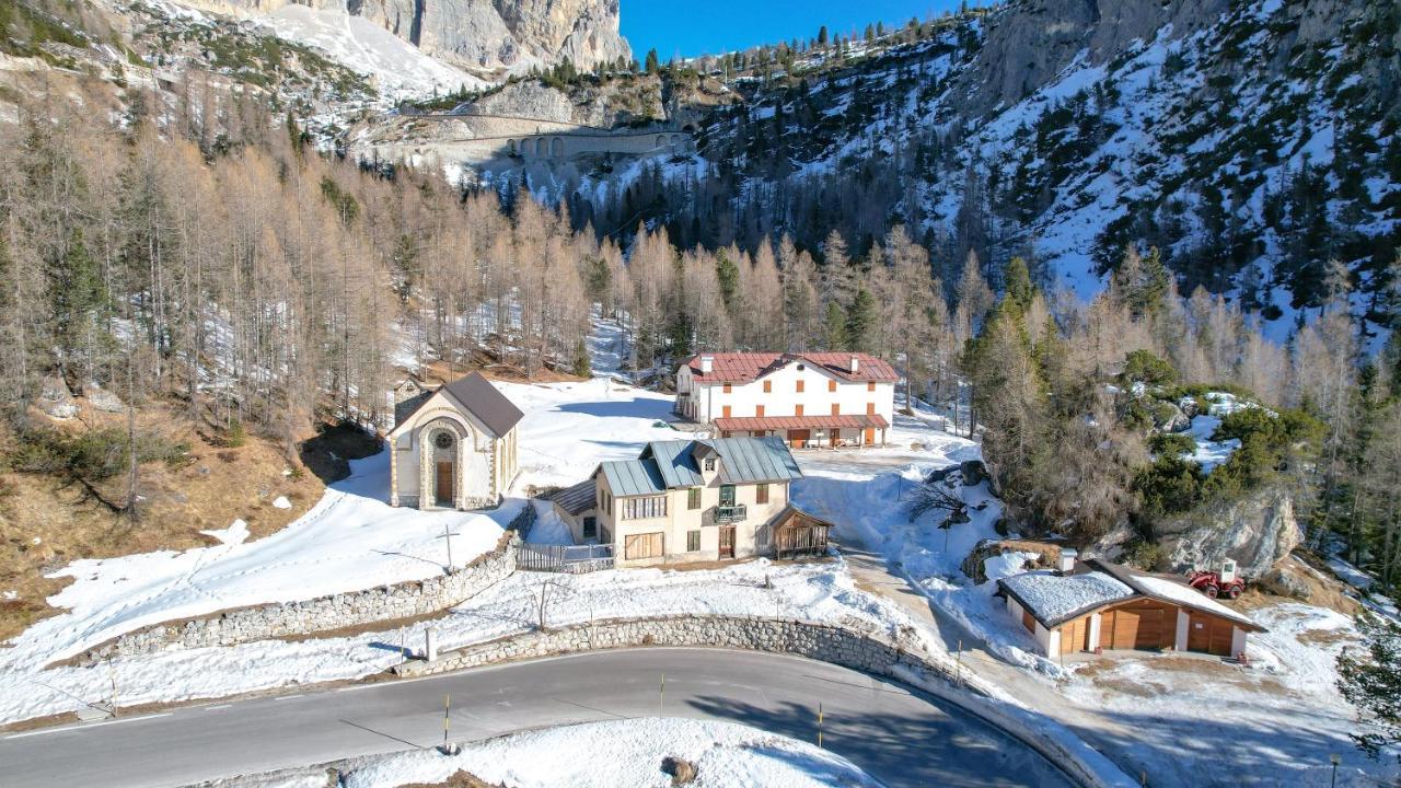 Hotel Al Sasso Di Stria Andraz ภายนอก รูปภาพ